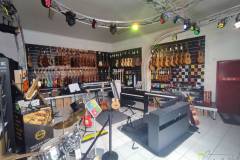 Presentoir-magasin-musique-02