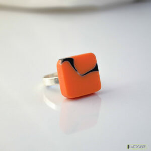 bague-en-acrylique-orange