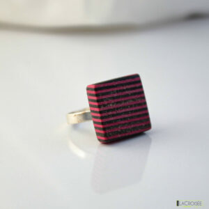 bague-en-bois-collage-noir-et-rose