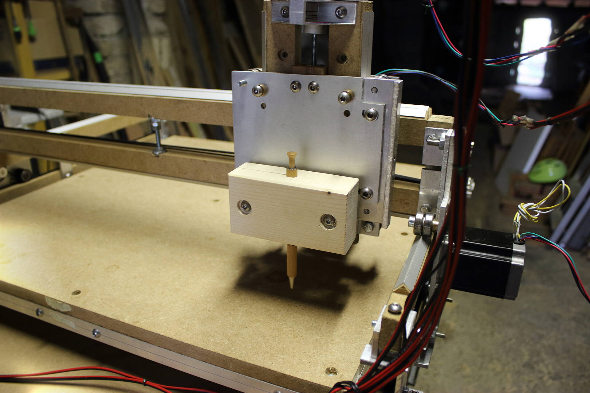 Fabrication d'une CNC  Diy cnc, Fraiseuse cnc, Bois cnc