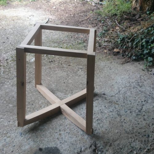 Tabouret à bascule